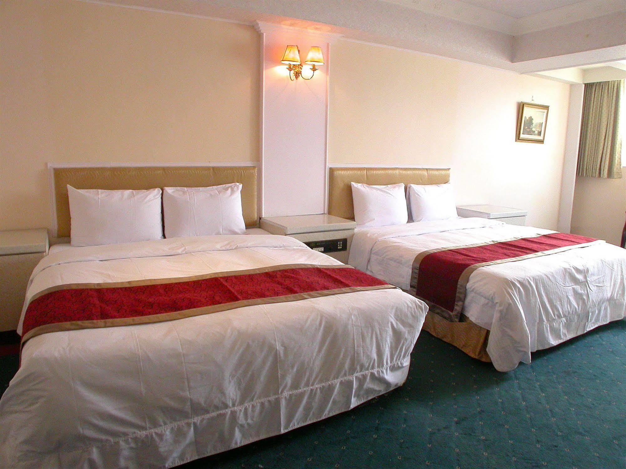 ไท่ถัง บาหลี สูทส์ โฮเต็ล Hotel Taitung ภายนอก รูปภาพ
