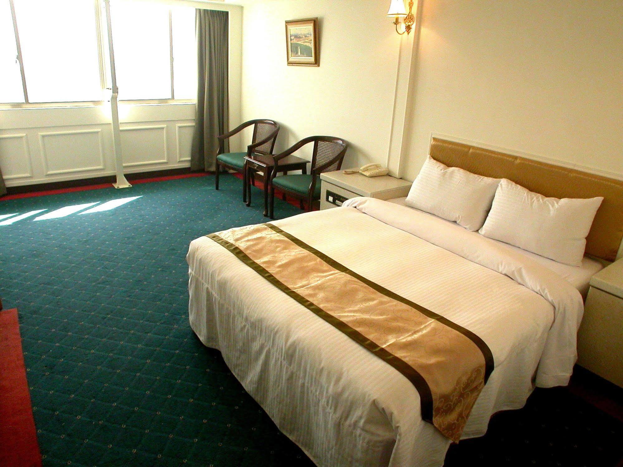 ไท่ถัง บาหลี สูทส์ โฮเต็ล Hotel Taitung ภายนอก รูปภาพ
