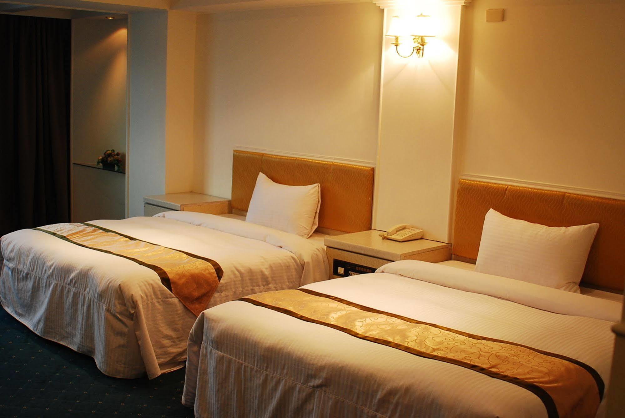 ไท่ถัง บาหลี สูทส์ โฮเต็ล Hotel Taitung ภายนอก รูปภาพ